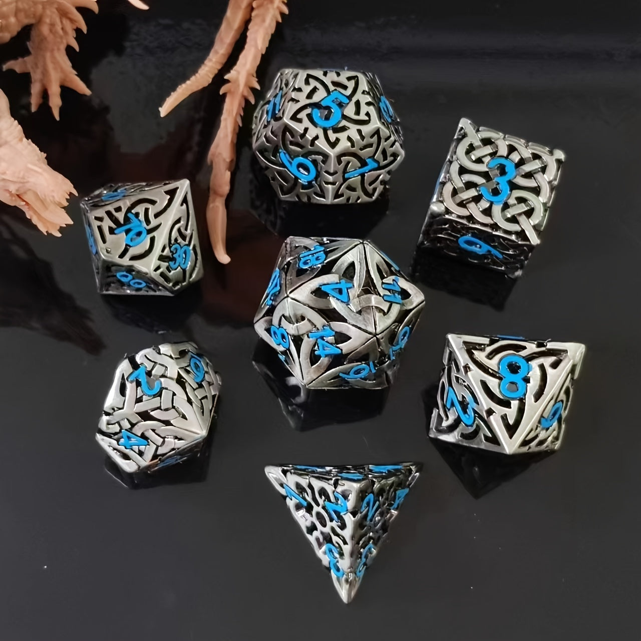 7pcs set of copper hollow metal maze dice for DND game, suitable for Dungeons and Dragons RPG MTG board game D&D Pathfinder and mathematics teaching. Hollow woven dice D20 D12 D10 D% D8 D6 D4